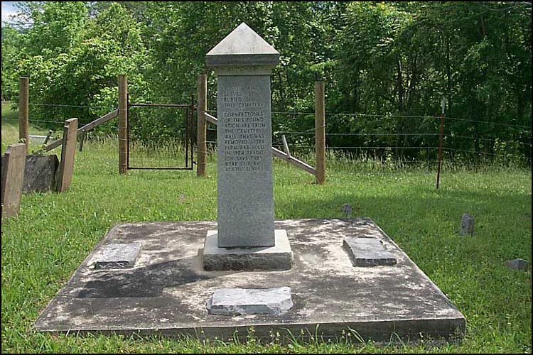 North View of Austin Memorial - Austin Cemetery